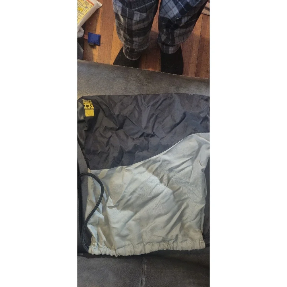 Nike Livestrong Drawstring Bag Black Gray Gym Sack Backpack